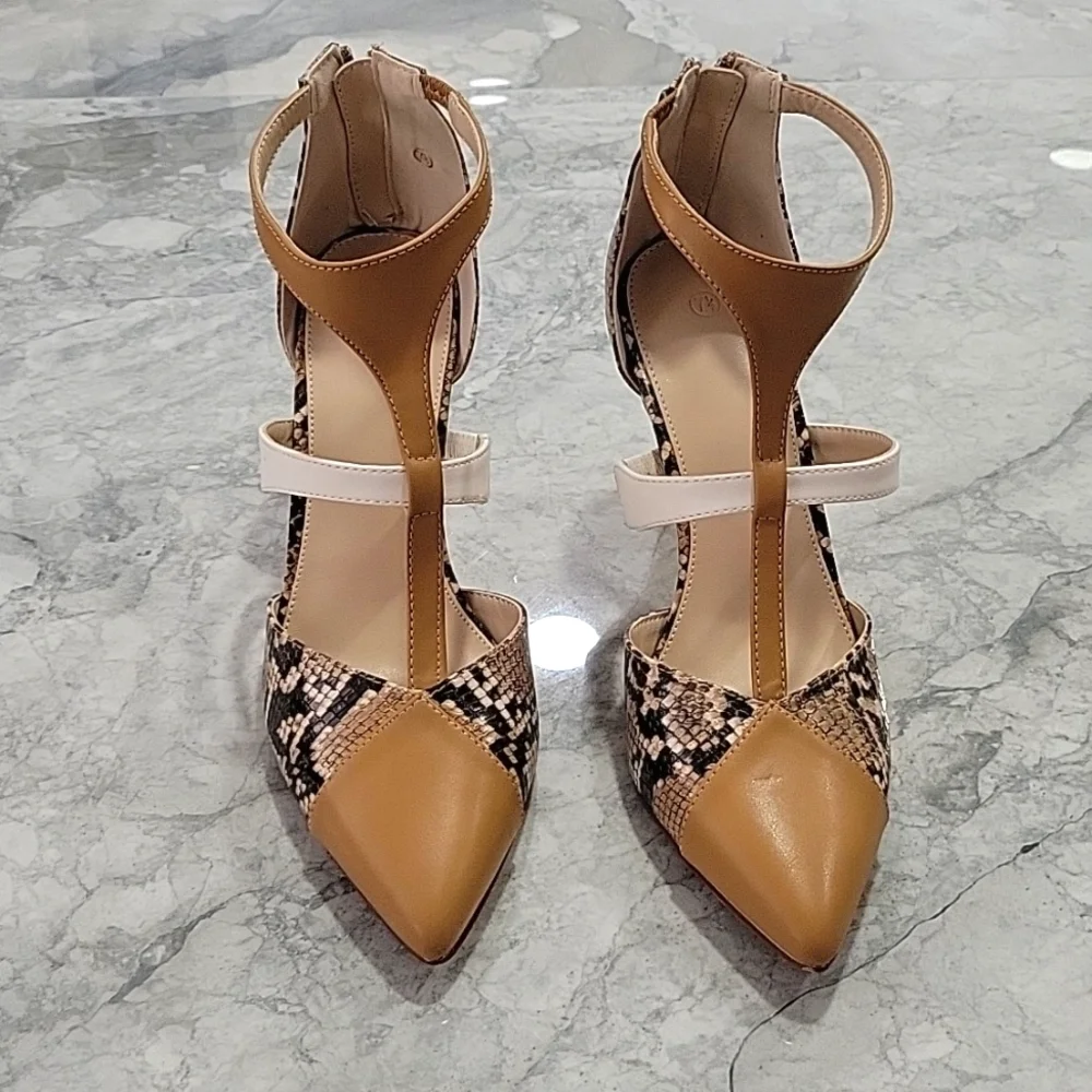 Women Stiletto Pumps with T-Strap and Pointed Toe - Picture 3 of 6